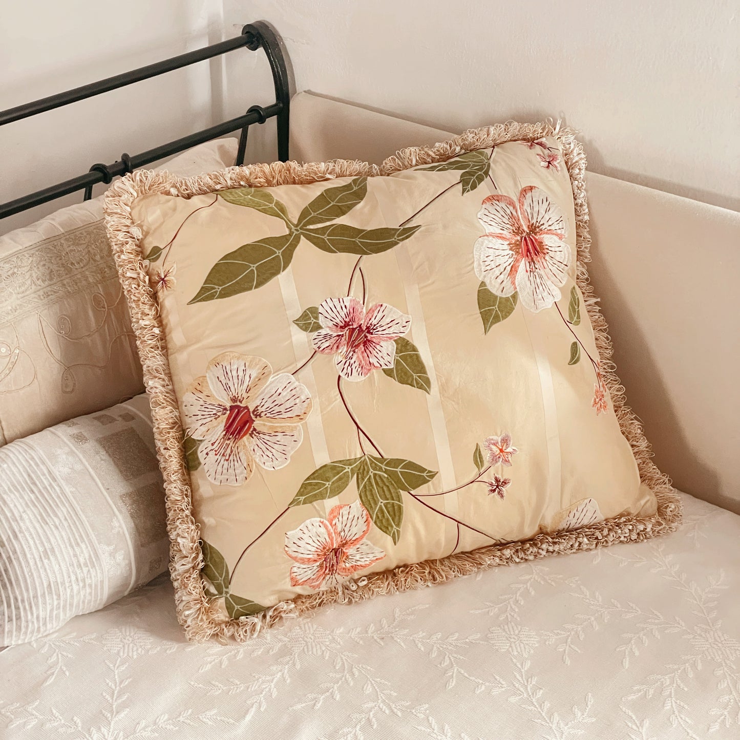 Magnolia Pillow